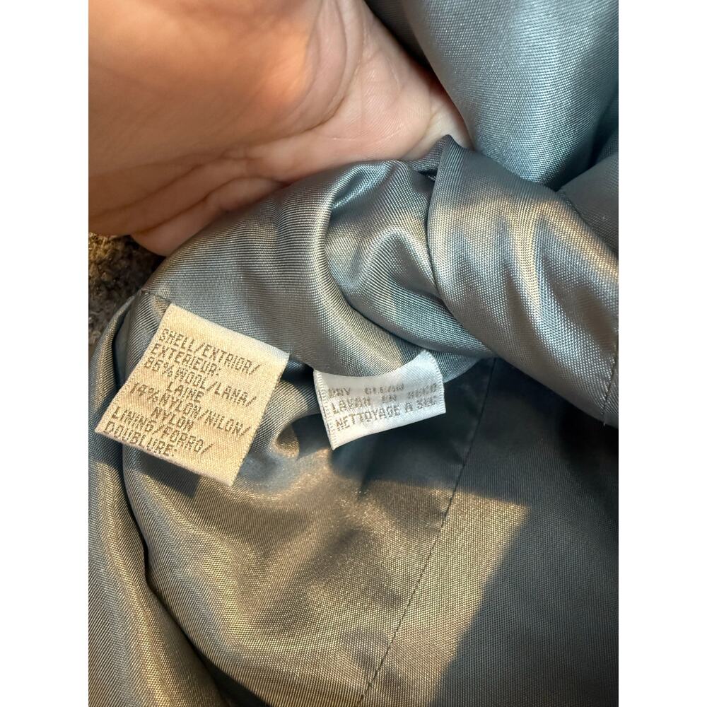 Jones New York Gray Tweed Wool Blend Cropped Jacket Blazer Size 10 - Picture 4 of 6